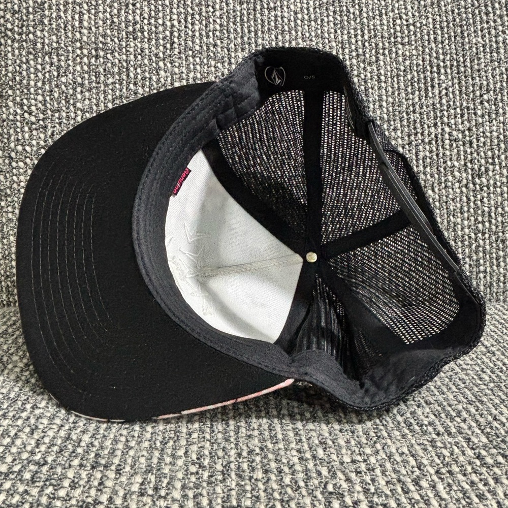 Volcom Skate or Die Y2K Trucker Hat Floral Mesh Snapback - Picture 3 of 6